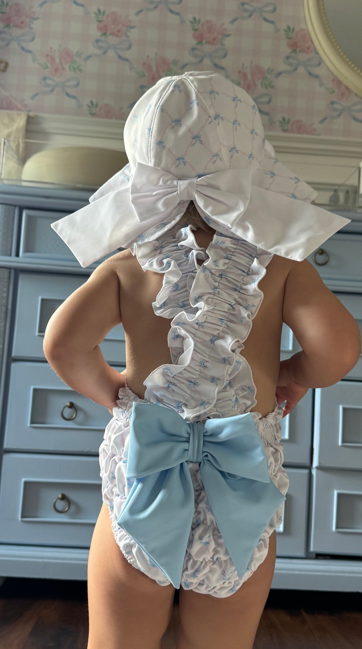 Girl wearing Helena Bows Cotton Girl Sunny Hat with coordinating outfit
