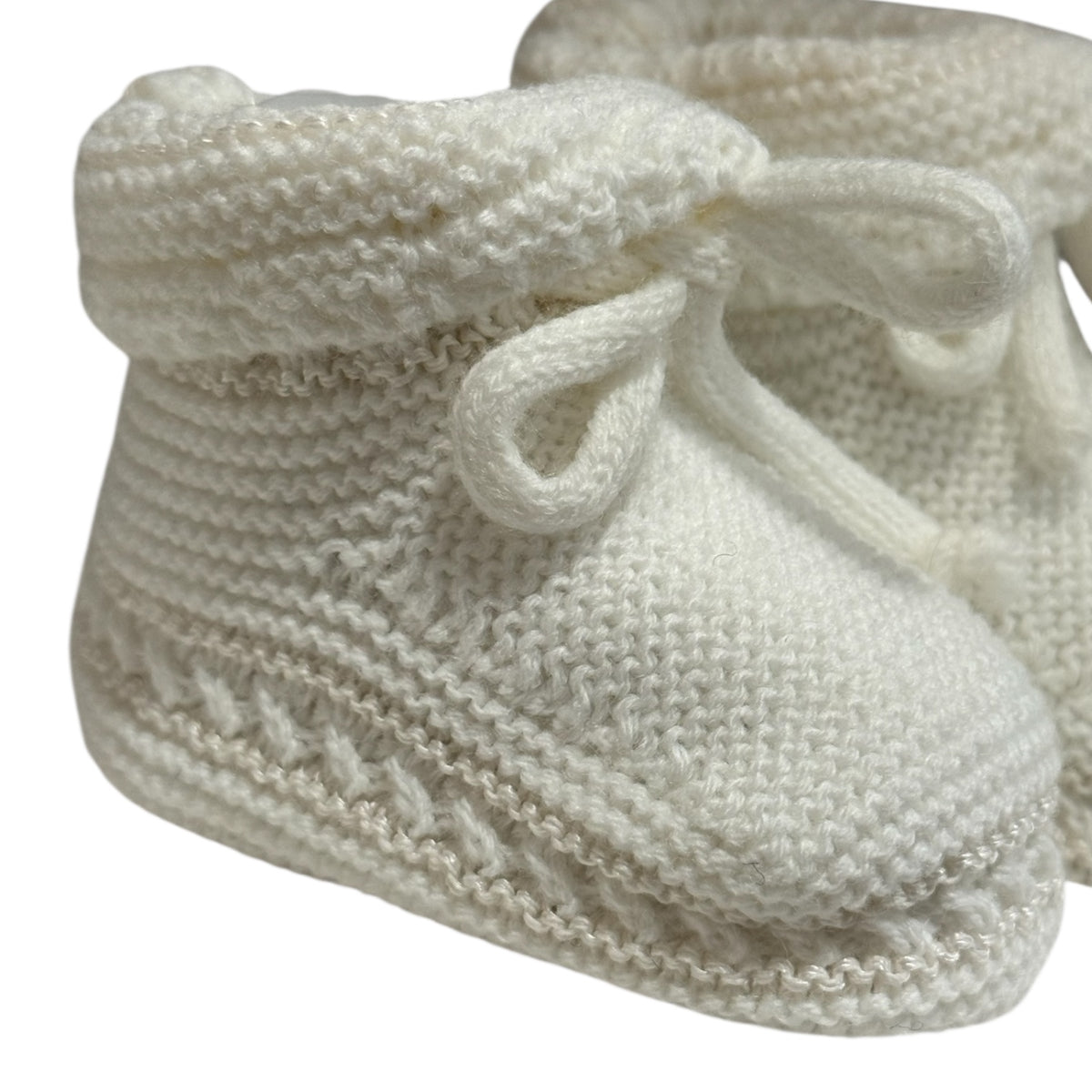 * Marfil Ivory Knitted Booties with textured knit and coordinating ties