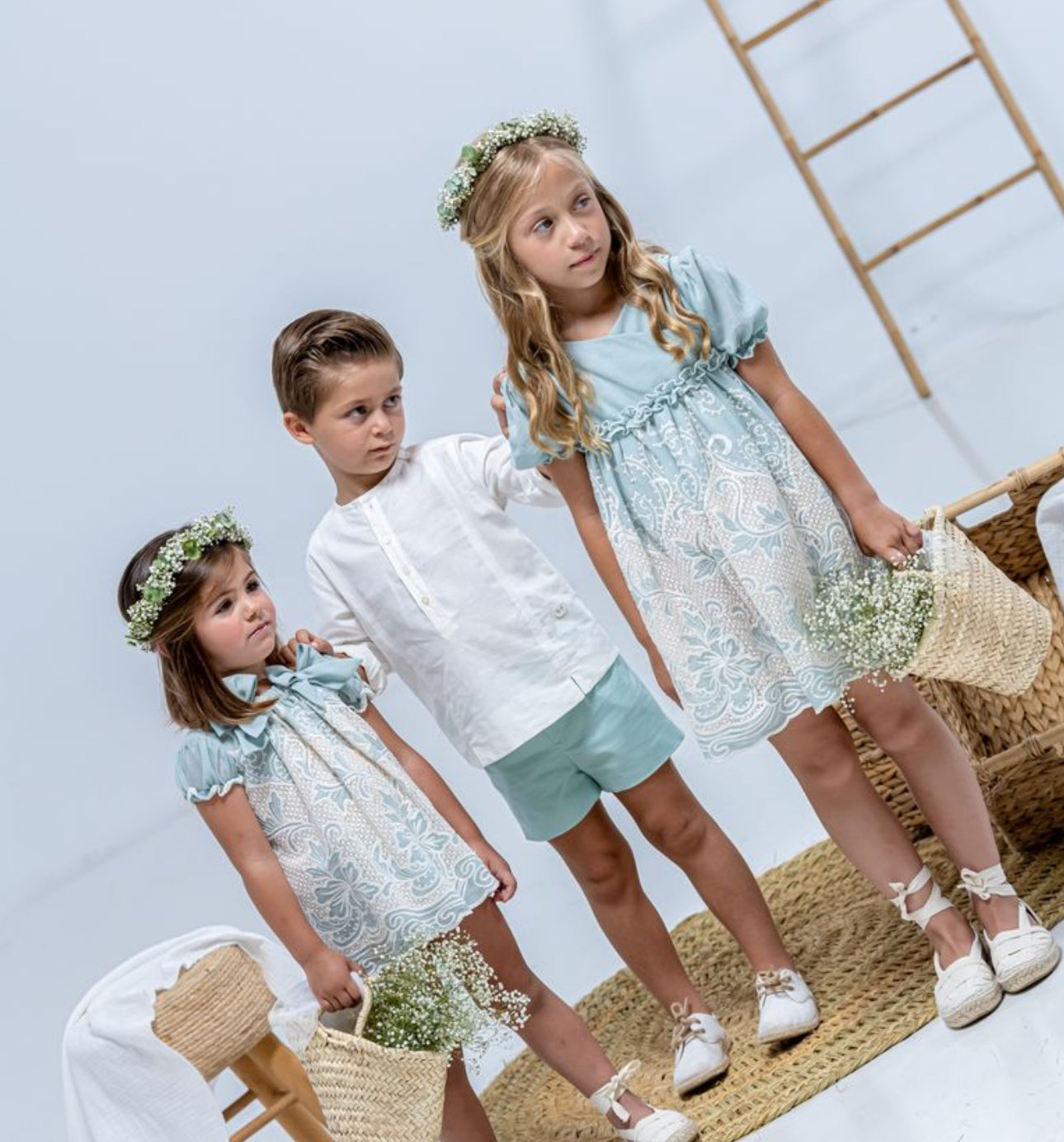 Flower Girls/ Page Boys