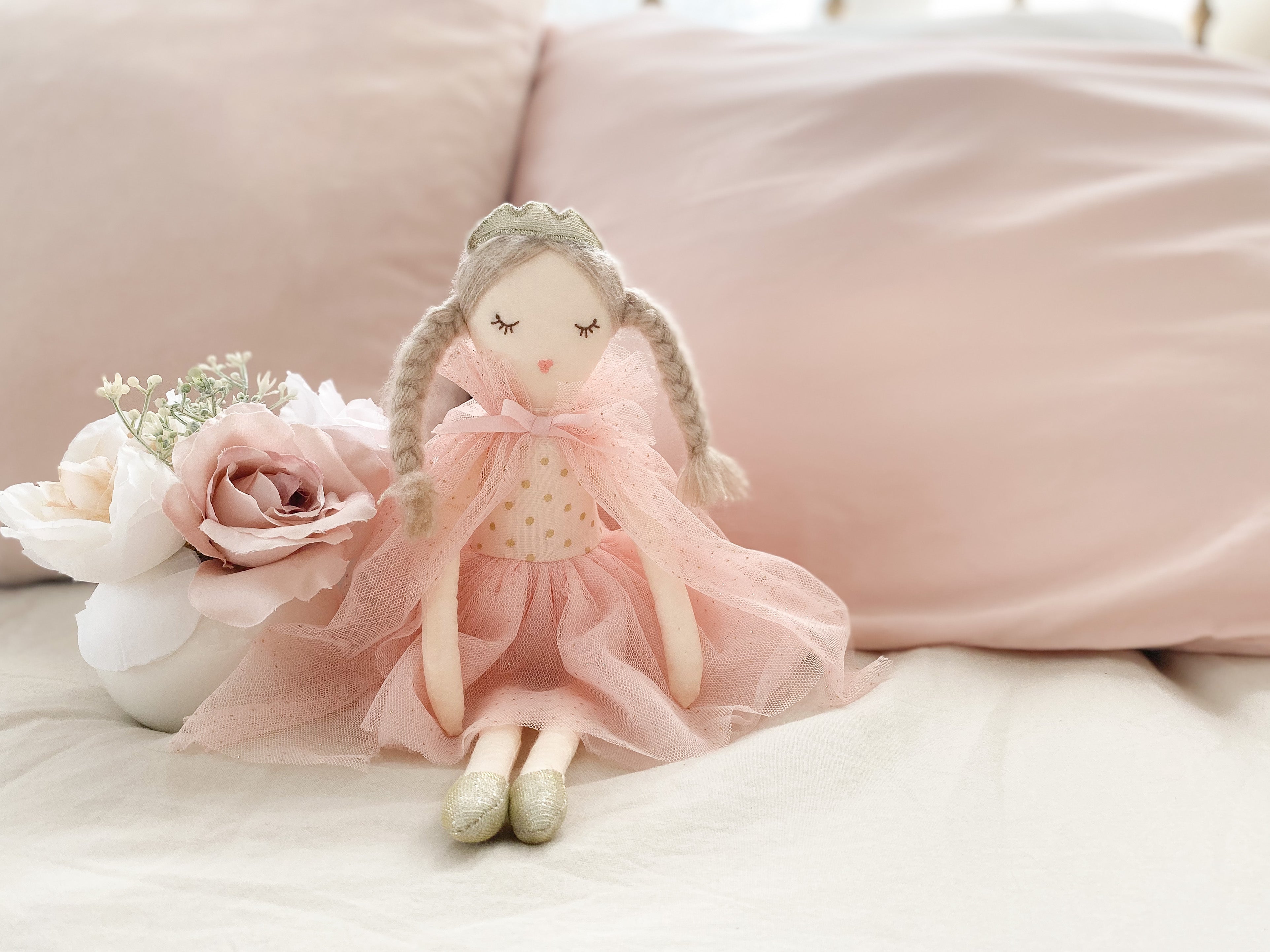DOLLS and GIFTS